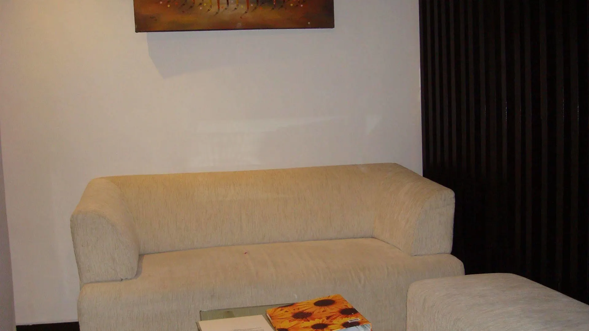 Ap Suite Apartment 꾸따 0*,